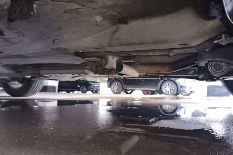 Used Jeep Cherokee 2017 2.0L Superior Edition Chassis Front Right