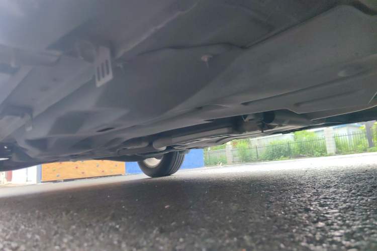 Used Jeep Cherokee 2017 2.4L Leading Smart Edition Chassis Front Right