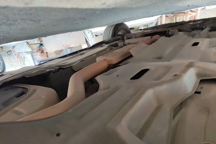 Used Jeep Cherokee 2017 2.0L Superior Edition Chassis Rear Left