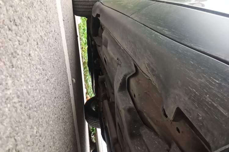 Used Jeep Cherokee 2017 2.0L Superior Edition Chassis Rear Left