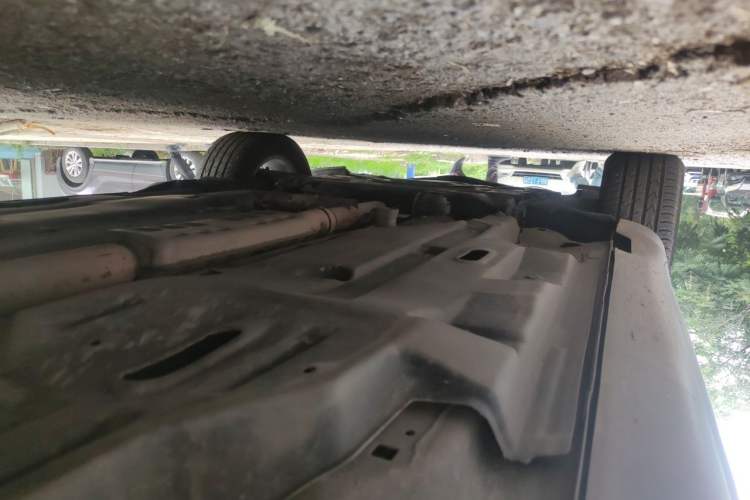 Used Jeep Cherokee 2017 2.4L Leading Smart Edition Chassis Rear Left
