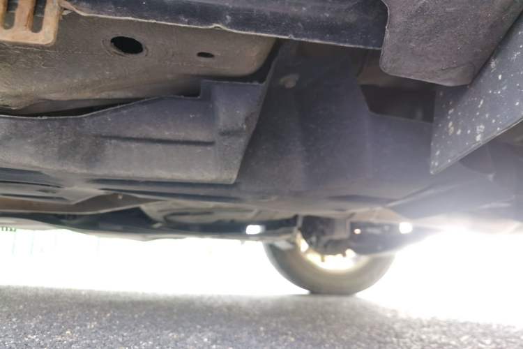 Used Jeep Cherokee 2017 2.0L Superior Edition Chassis Rear Left
