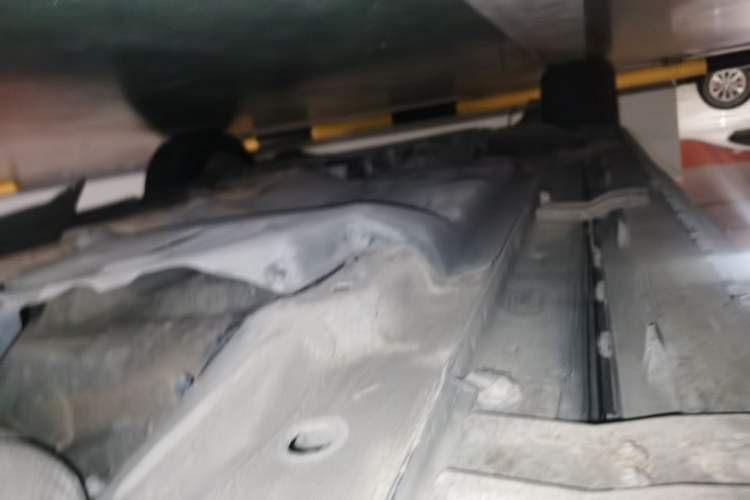 Used Jeep Cherokee 2017 2.4L Leading Edition Chassis Rear Left