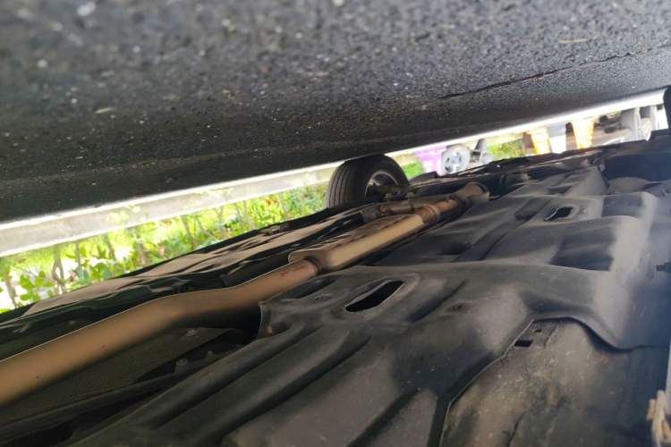Used Jeep Cherokee 2017 2.4L Professional Smart Edition Chassis Rear Left