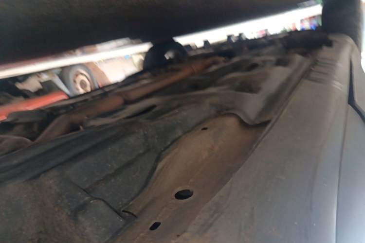 Used Jeep Cherokee 2017 2.0L Superior Edition Chassis Rear Left