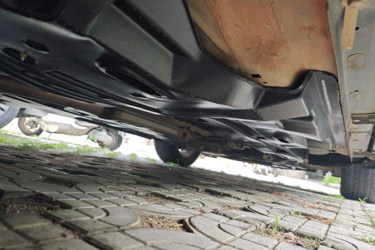 Used Jeep Cherokee 2017 2.0L Superior Edition Chassis Rear Right