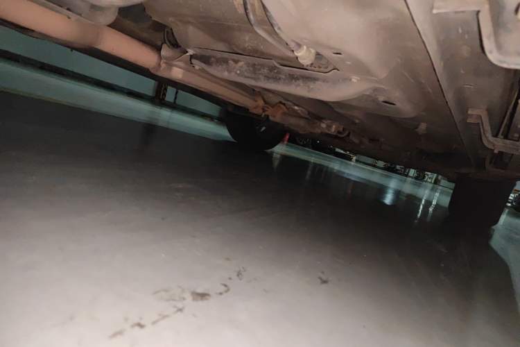 Used Jeep Cherokee 2017 2.4L Professional Edition Chassis Rear Right