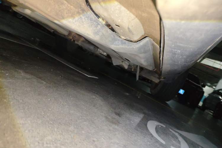 Used Jeep Cherokee 2017 2.0L Superior Edition Chassis Rear Right