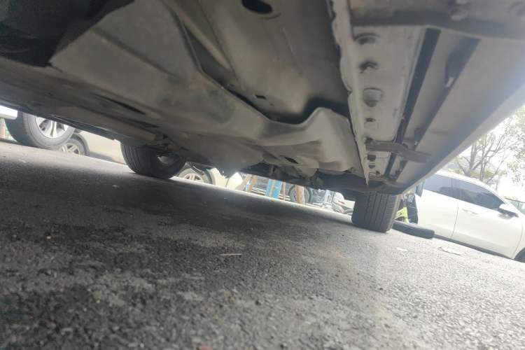 Used Jeep Cherokee 2017 2.4L Leading Edition Chassis Rear Right
