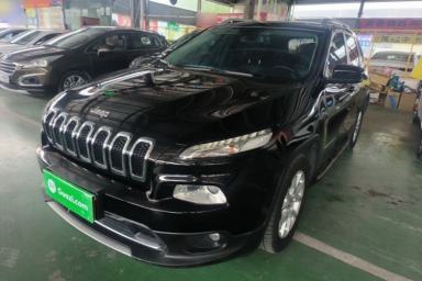 Used Jeep Cherokee 2017 2.0L Superior Edition