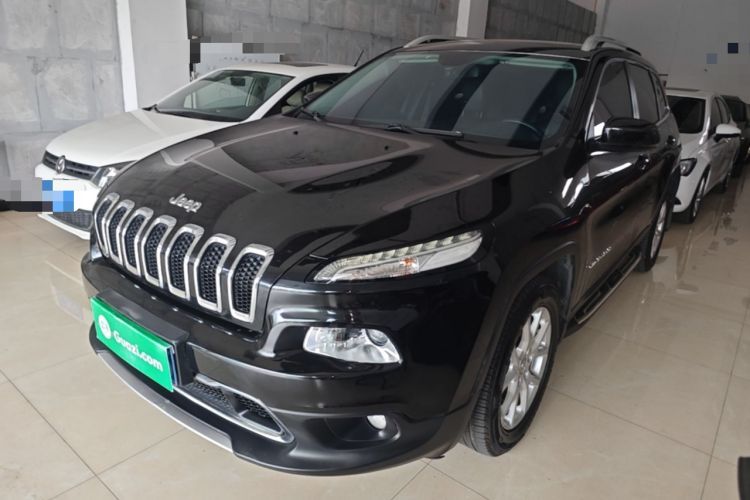 Used Jeep Cherokee 2017 2.0L Superior Edition Guazi used car, China used car export, Used car for sale, Used cars, Cheapest cars for sale