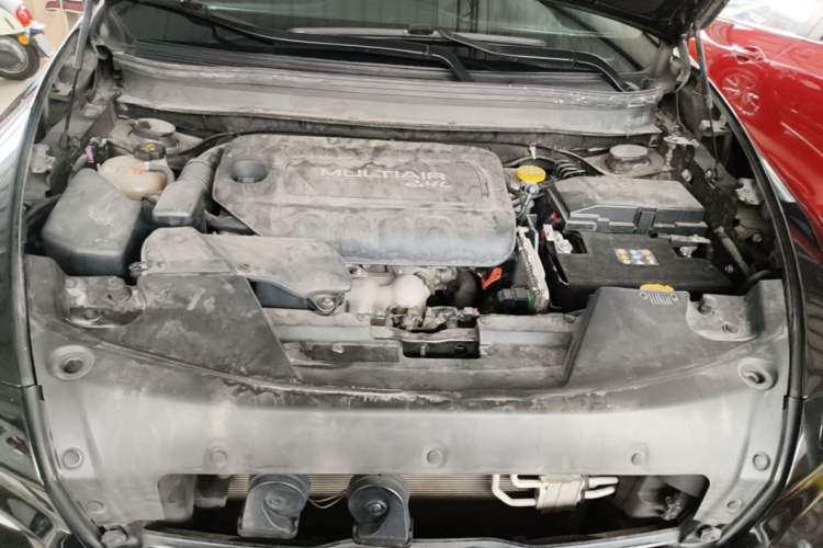 Used Jeep Cherokee 2017 2.4L Professional Edition Engine Bay