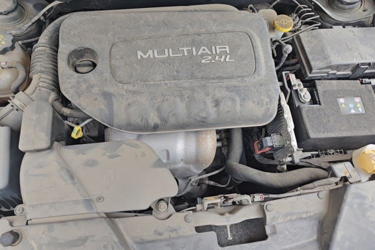Used Jeep Cherokee 2017 2.4L Leading Edition Engine Bay