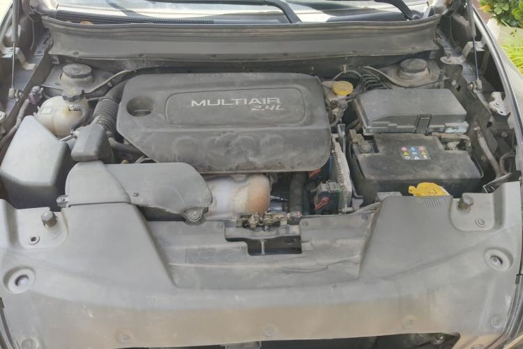 Used Jeep Cherokee 2017 2.4L Leading Smart Edition Engine Bay