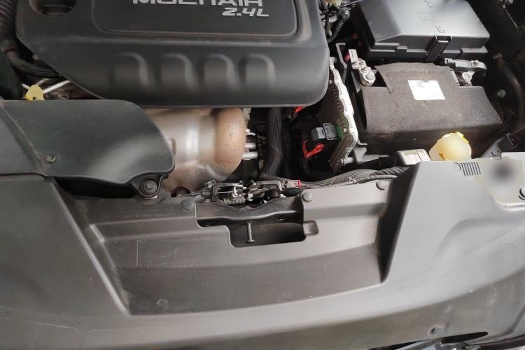 Used Jeep Cherokee 2017 2.4L Leading Edition Engine Bay