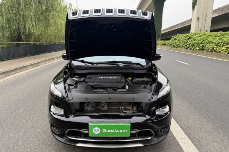 Used Jeep Cherokee 2017 2.4L Leading Smart Edition Engine Bay