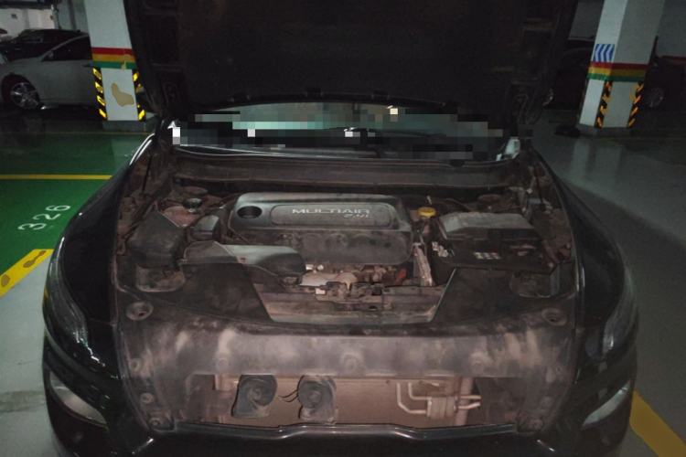 Used Jeep Cherokee 2017 2.4L Professional Edition Engine Bay