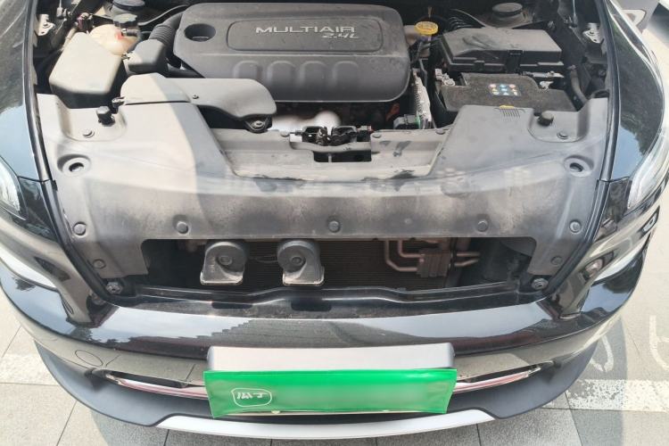Used Jeep Cherokee 2017 2.4L Leading Edition Engine Bay