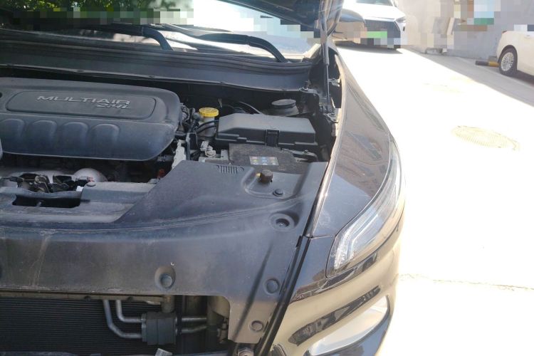 Used Jeep Cherokee 2017 2.4L Professional Smart Edition Engine Bay Left