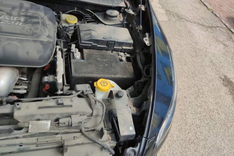 Used Jeep Cherokee 2017 2.4L Leading Smart Edition Engine Bay Left