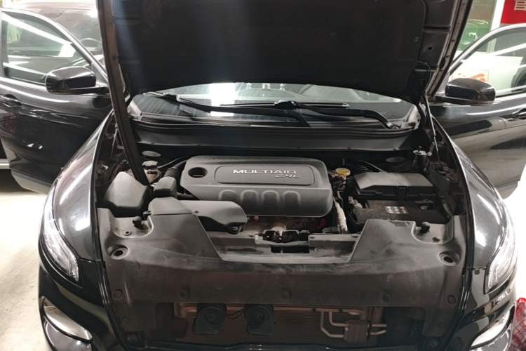Used Jeep Cherokee 2017 2.4L Leading Smart Edition Engine Bay