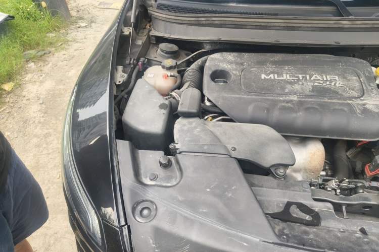 Used Jeep Cherokee 2017 2.4L Leading Smart Edition Engine Bay Right