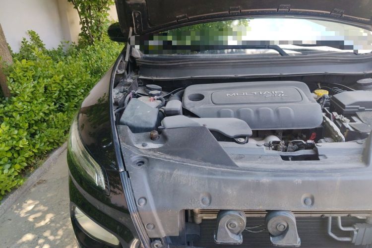 Used Jeep Cherokee 2017 2.4L Professional Smart Edition Engine Bay Right