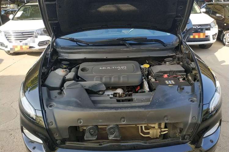 Used Jeep Cherokee 2017 2.4L Excellence Edition Engine Bay