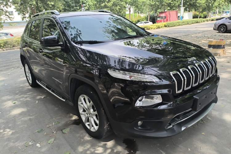 Used Jeep Cherokee 2017 2.4L Leading Smart Edition Exterior 1