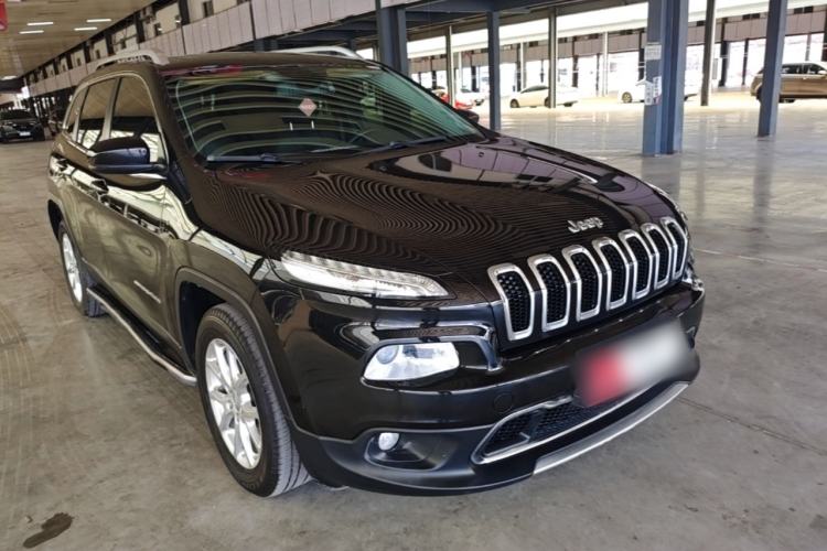 Used Jeep Cherokee 2017 2.4L Leading Edition Exterior 1