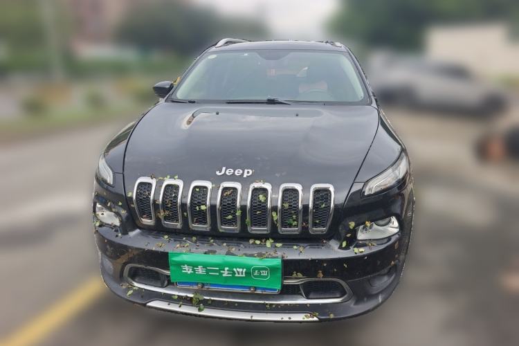 Used Jeep Cherokee 2017 2.0L Superior Edition Front