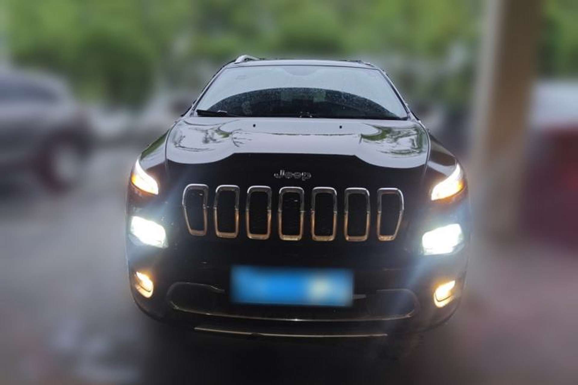Used Jeep Cherokee 2017 2.0L Superior Edition Front