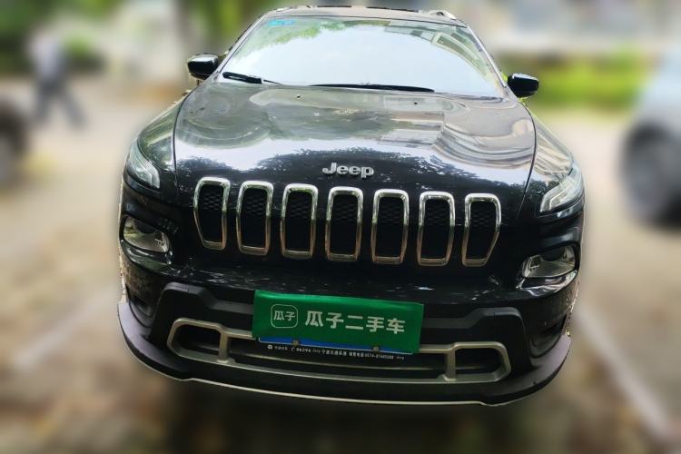 Used Jeep Cherokee 2017 2.4L Leading Smart Edition Front