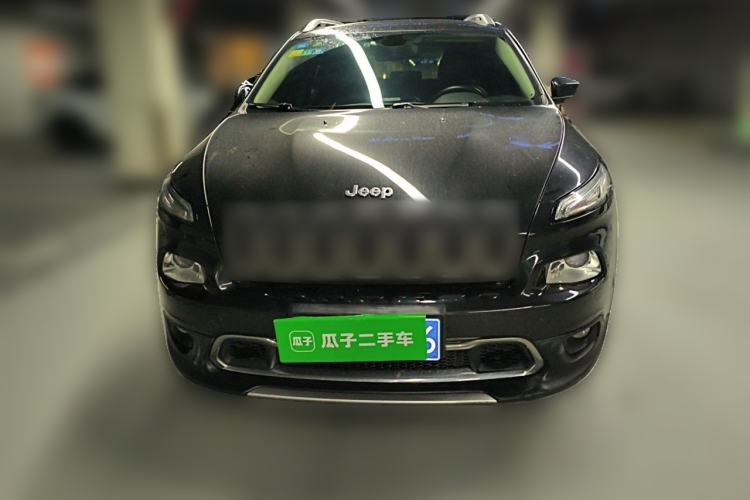 Used Jeep Cherokee 2017 2.0L Superior Edition Front