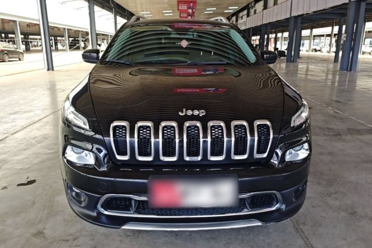 Used Jeep Cherokee 2017 2.4L Leading Edition Front
