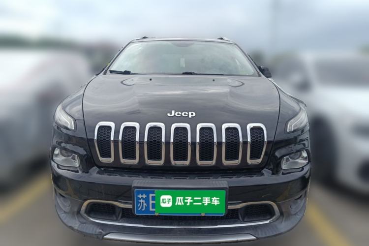 Used Jeep Cherokee 2017 2.0L Superior Edition Front