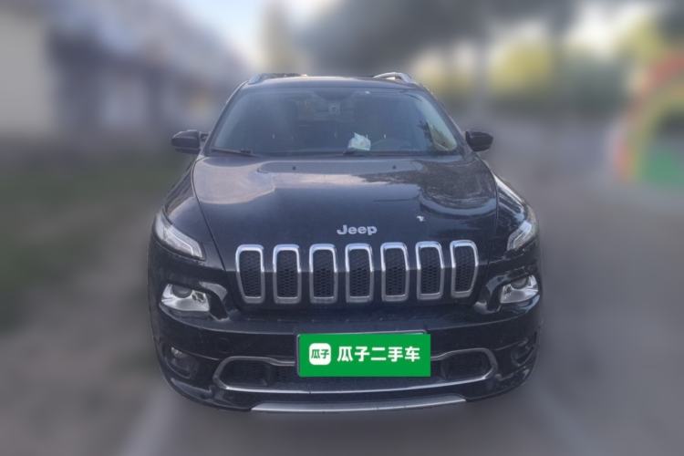 Used Jeep Cherokee 2017 2.4L Professional Smart Edition Front