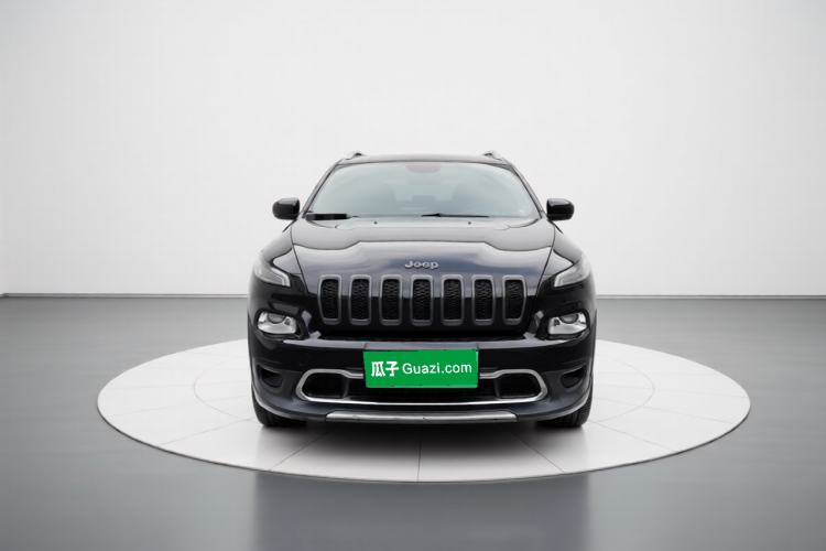 Used Jeep Cherokee 2017 2.0L Superior Edition Front