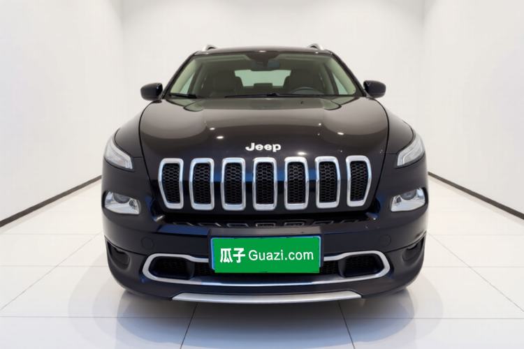 Used Jeep Cherokee 2017 2.4L Leading Smart Edition Front