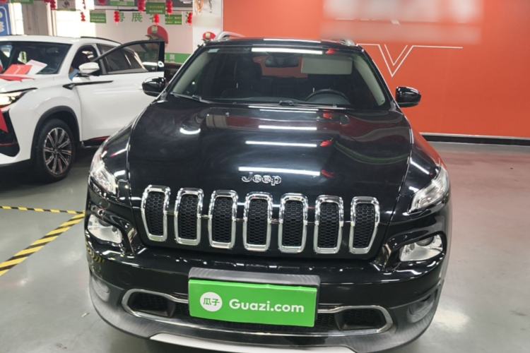 Used Jeep Cherokee 2017 2.4L Leading Edition Front