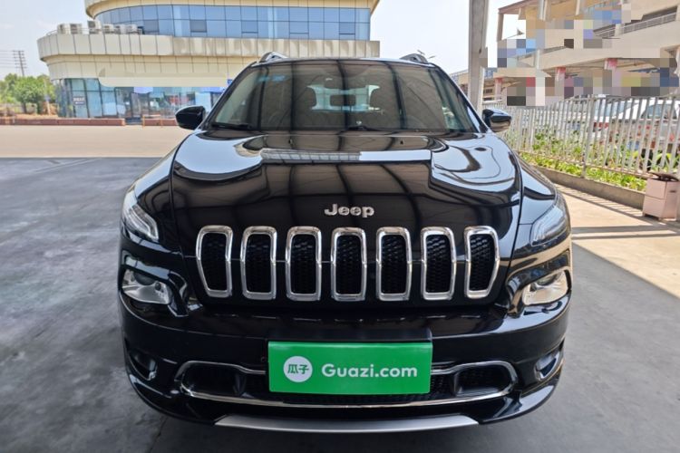 Used Jeep Cherokee 2017 2.4L Excellence Edition Front