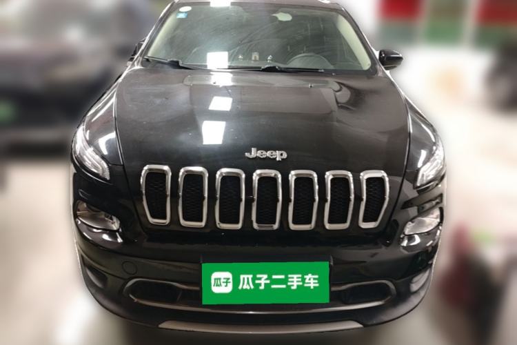 Used Jeep Cherokee 2017 2.4L Leading Smart Edition Front