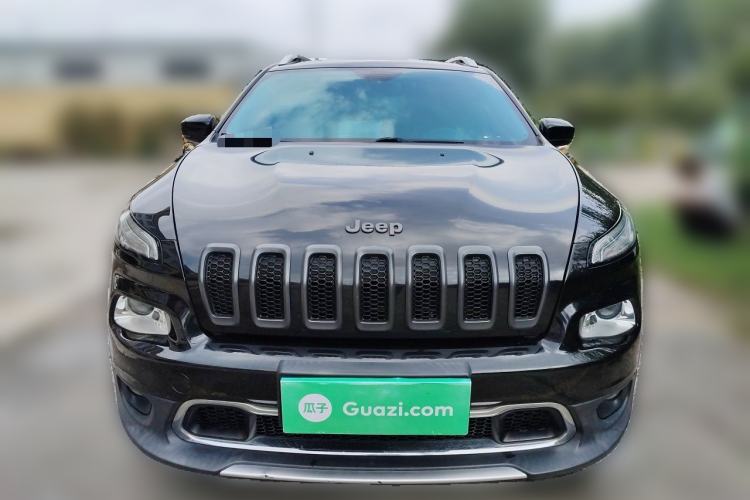 Used Jeep Cherokee 2017 2.0L Superior Edition Front