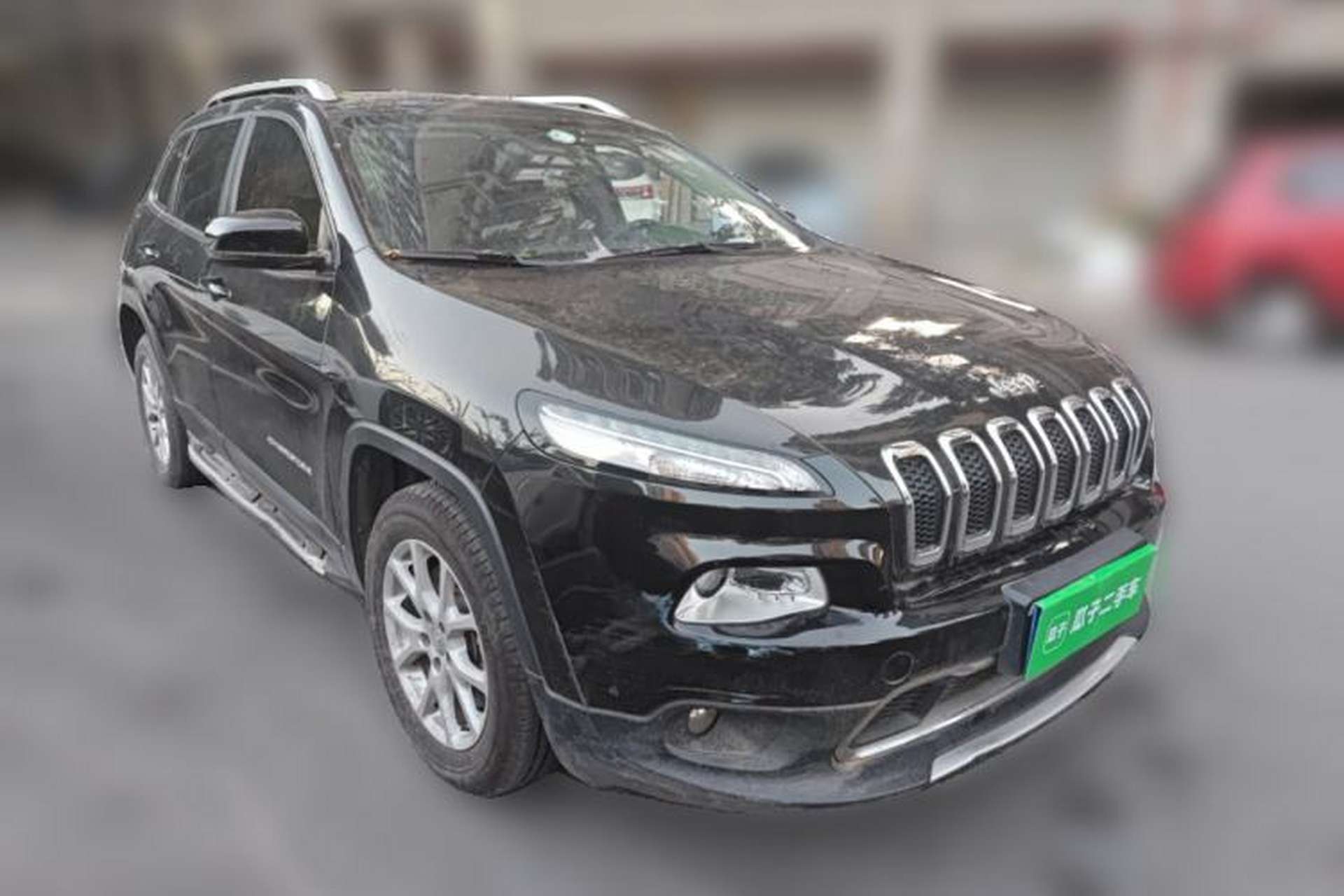 Used Jeep Cherokee 2017 2.0L Superior Edition Front Right 45 Deg
