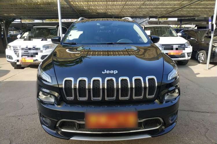 Used Jeep Cherokee 2017 2.4L Excellence Edition Front