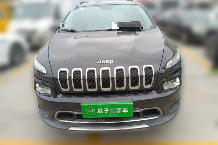 Used Jeep Cherokee 2017 2.0L Superior Edition Front