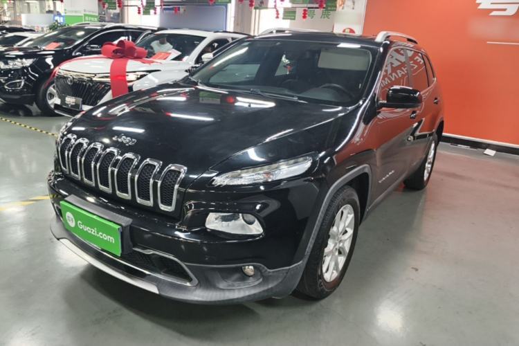 Used Jeep Cherokee 2017 2.4L Leading Edition Guazi used car, China used car export, Used car for sale, Used cars, Cheapest cars for sale