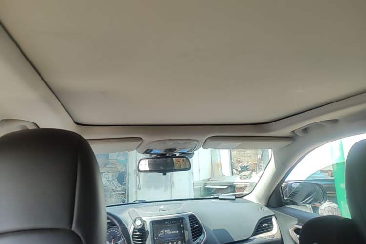 Used Jeep Cherokee 2017 2.4L Leading Smart Edition Headliner