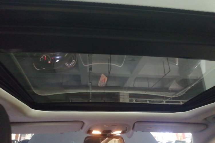 Used Jeep Cherokee 2017 2.0L Superior Edition Headliner