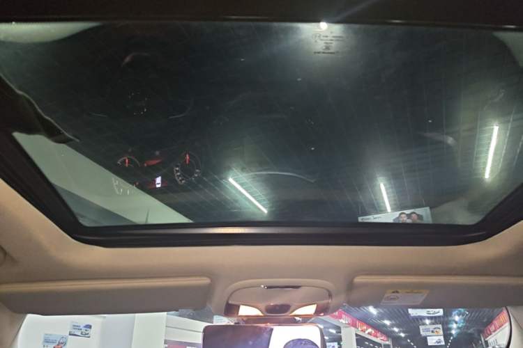 Used Jeep Cherokee 2017 2.4L Leading Smart Edition Headliner